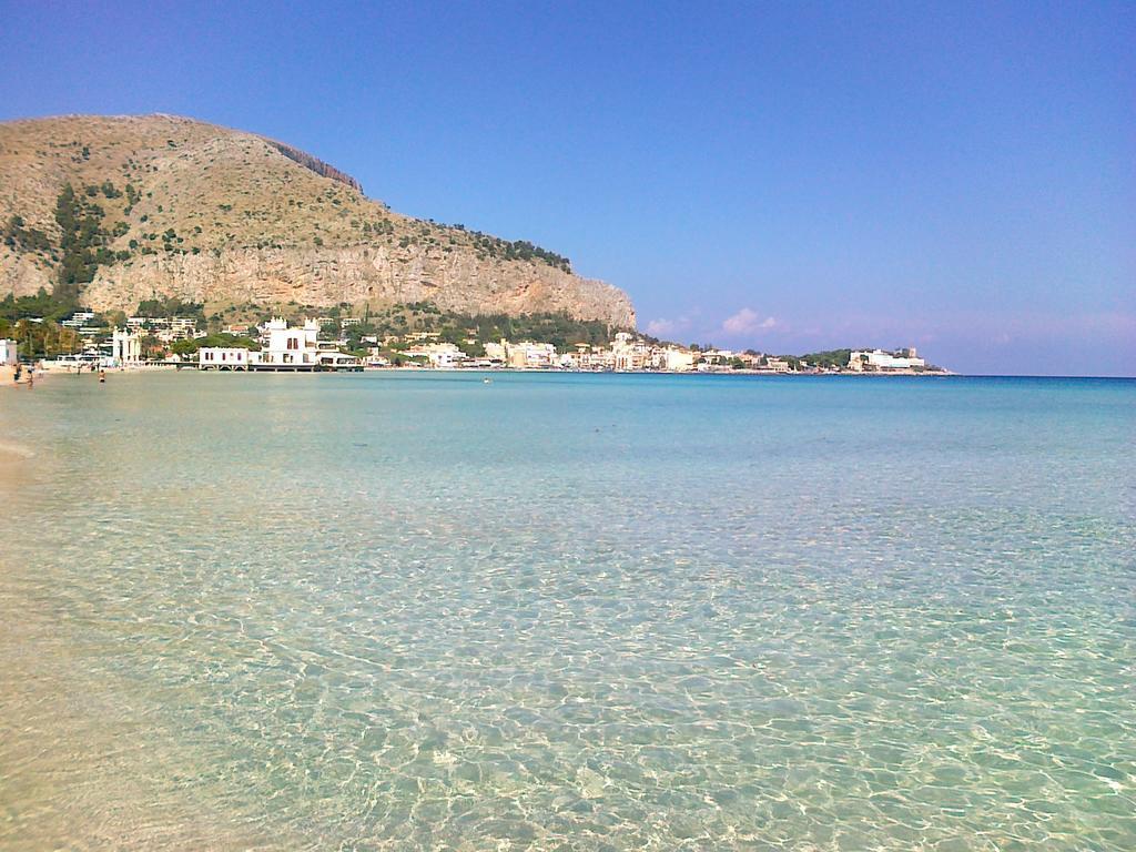 Vila Antigone Holiday House Mondello Pokoj fotografie